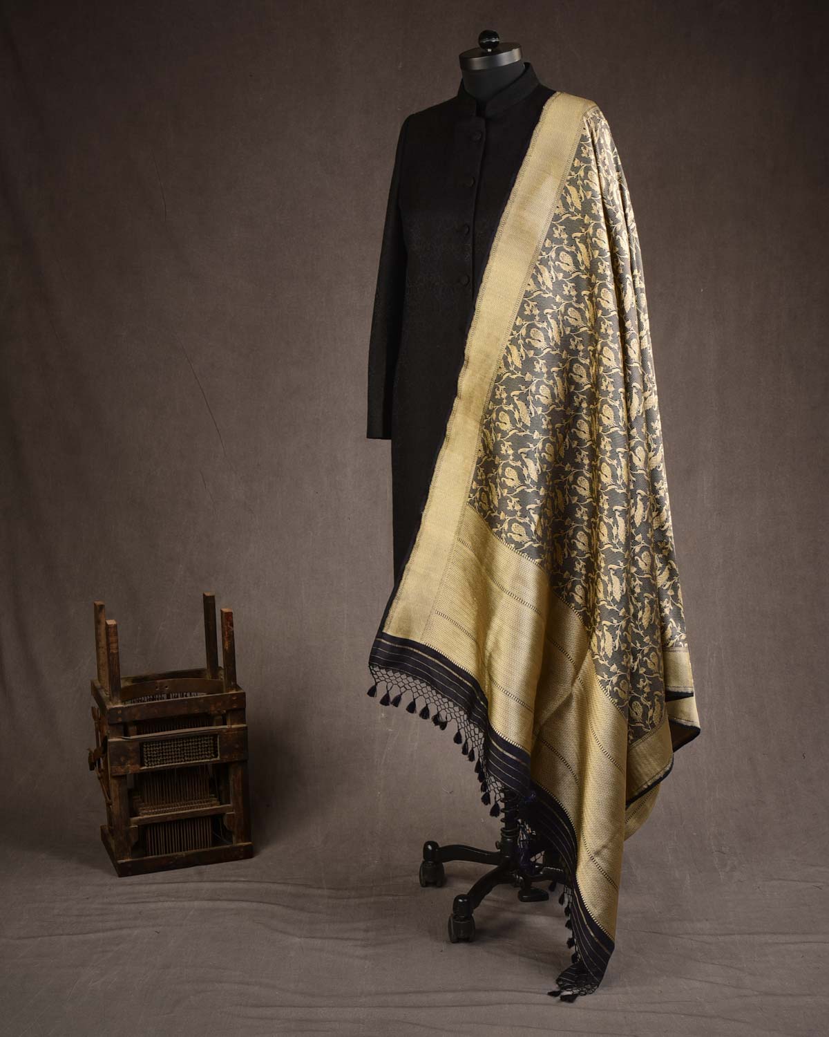 Black Banarasi Gold Zari Peacock Jaal Brocade Handwoven Katan Silk Dupatta-HolyWeaves