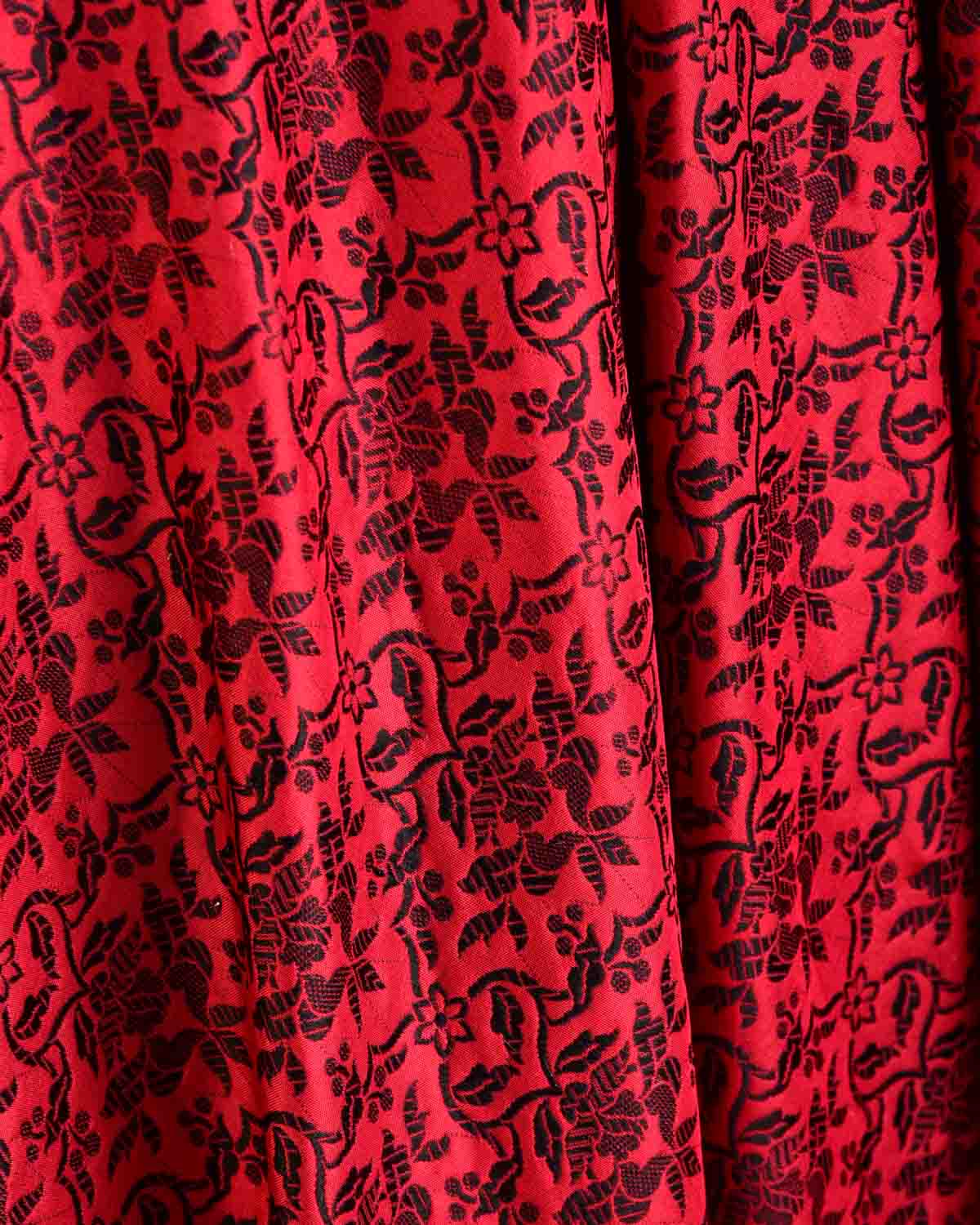 Black On Red Tanchoi Brocade Handwoven Katan Silk Banarasi Dupatta-HolyWeaves