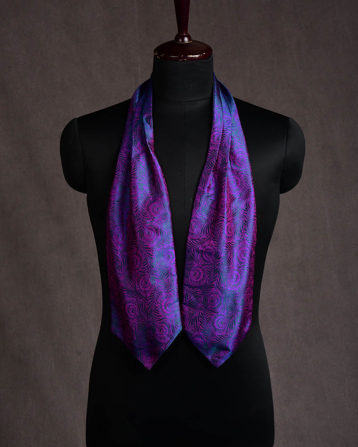 Green On Magenta Morpankh Handwoven Silk Ascot Tie-HolyWeaves