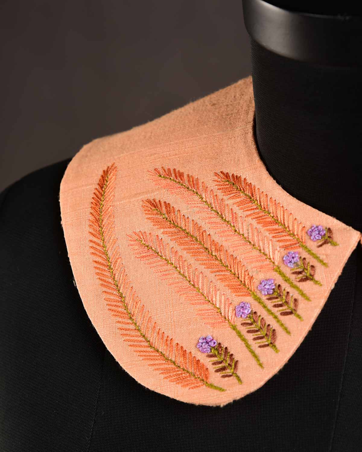 Peach Fern Leaves Hand-embroidered Raw Silk Detachable Peter Pan Collar-HolyWeaves