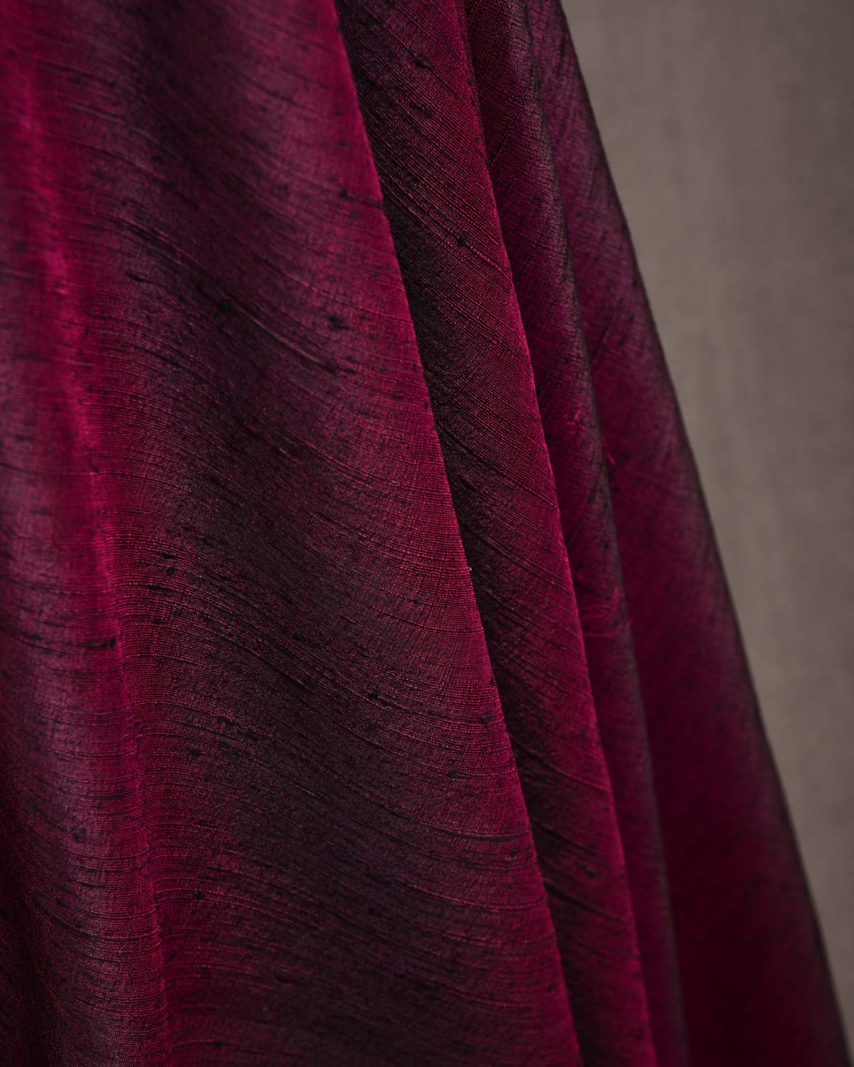 Shot Plum Magenta Banarasi Textured Slub Handwoven Raw Silk Fabric-HolyWeaves