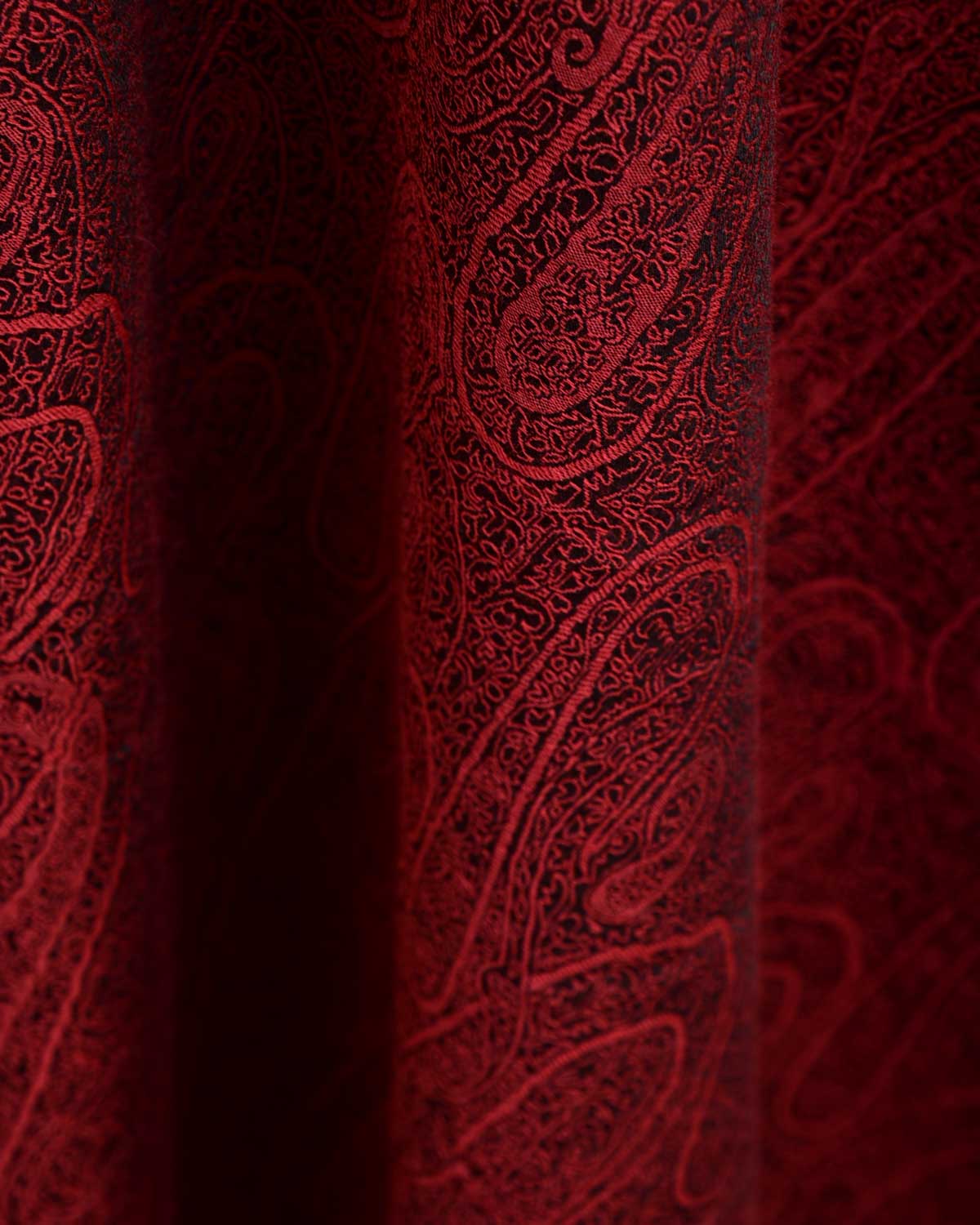 Maroon Large Paisleys Tanchoi Handwoven Silk Wool Banarasi Fabric-HolyWeaves