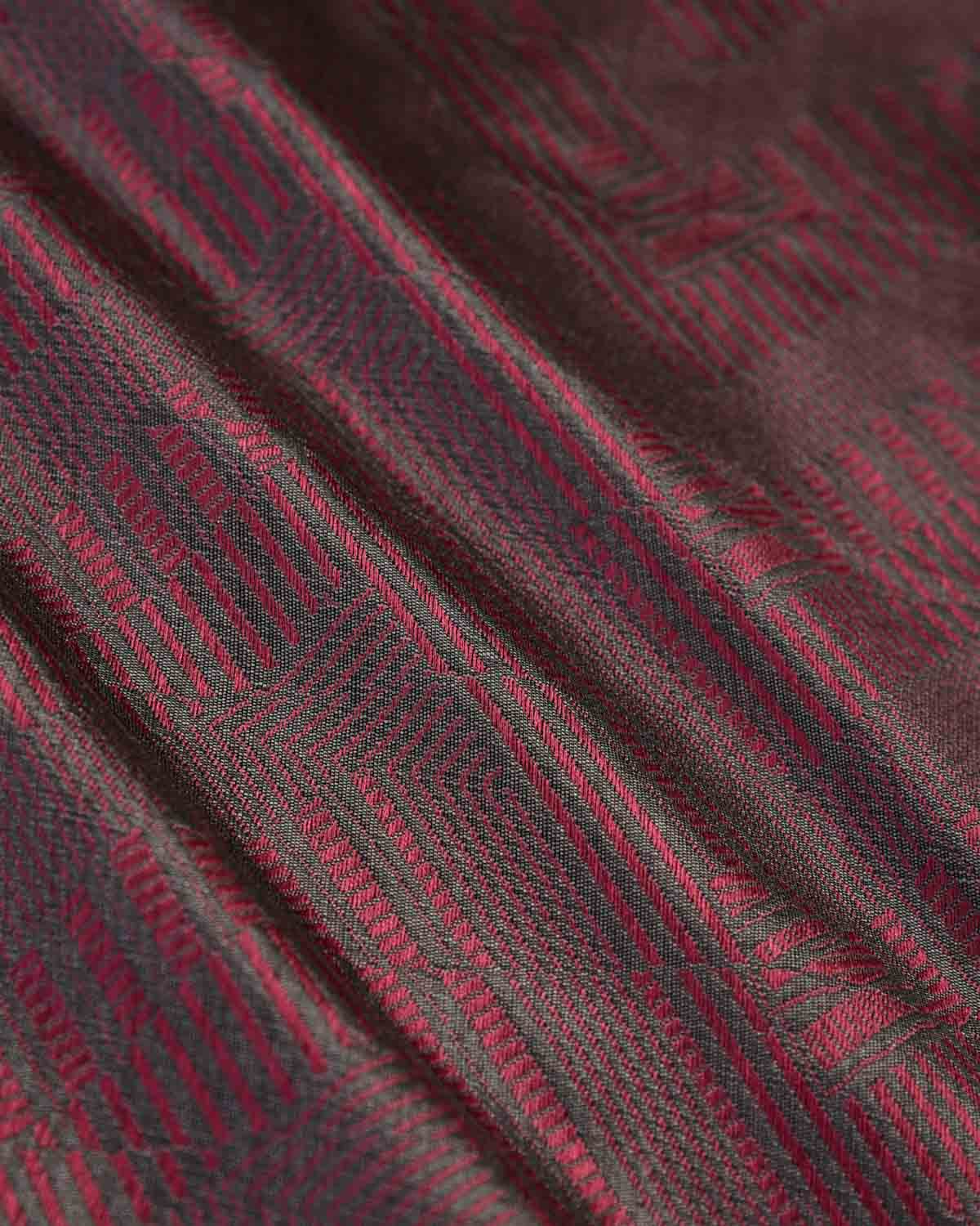 Garnet Banarasi Geometric Tanchoi Handwoven Silk Pocket Square-HolyWeaves