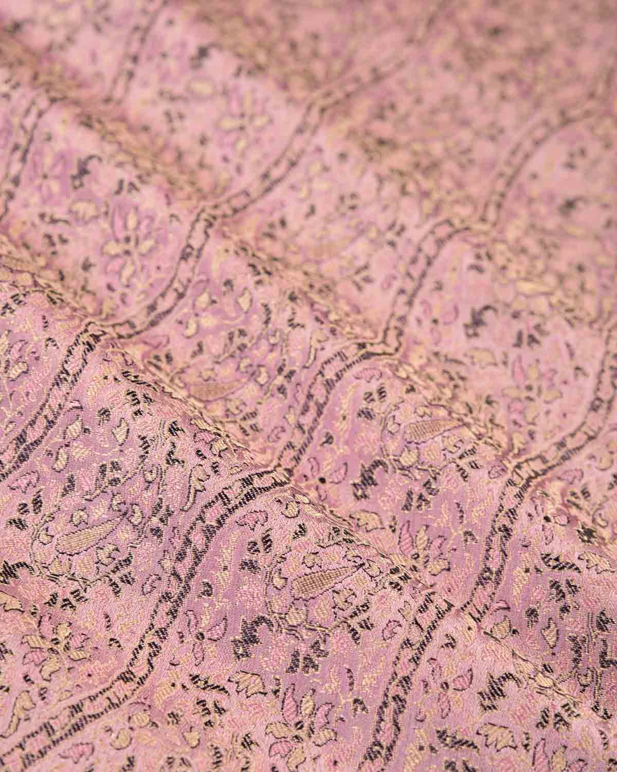 Mauve Banarasi Diagonal Paisleys Tanchoi Brocade Handwoven Silk Pocket Square-HolyWeaves