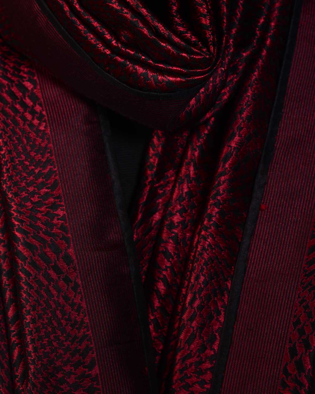 Maroon Banarasi Houndstooth Cyclone Tanchoi Handwoven Silk Scarf 75"x21" - By HolyWeaves, Benares