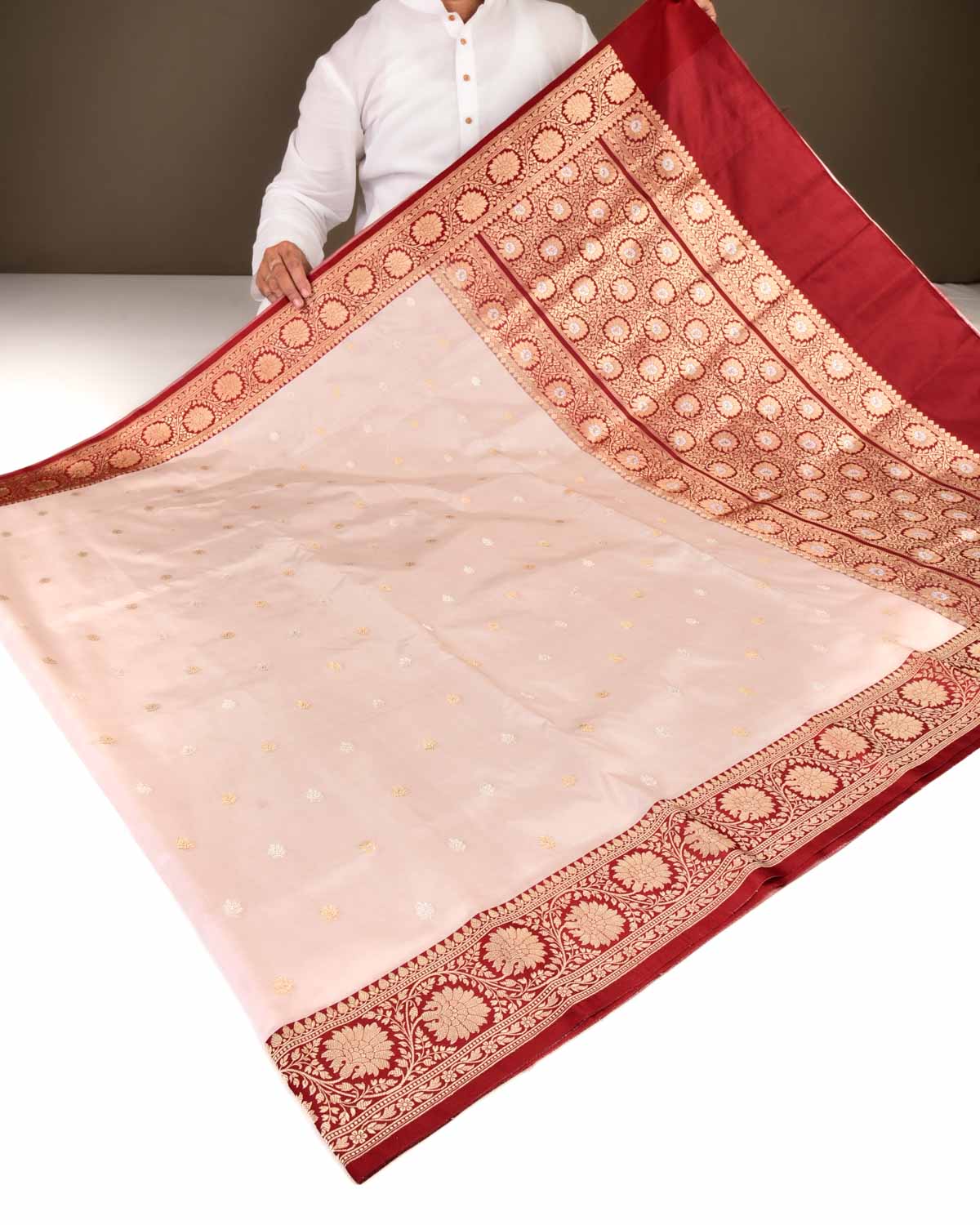 Mauve Banarasi Gold & Silver Zari Buti Kadhuan Brocade Handwoven Katan Silk Saree-HolyWeaves