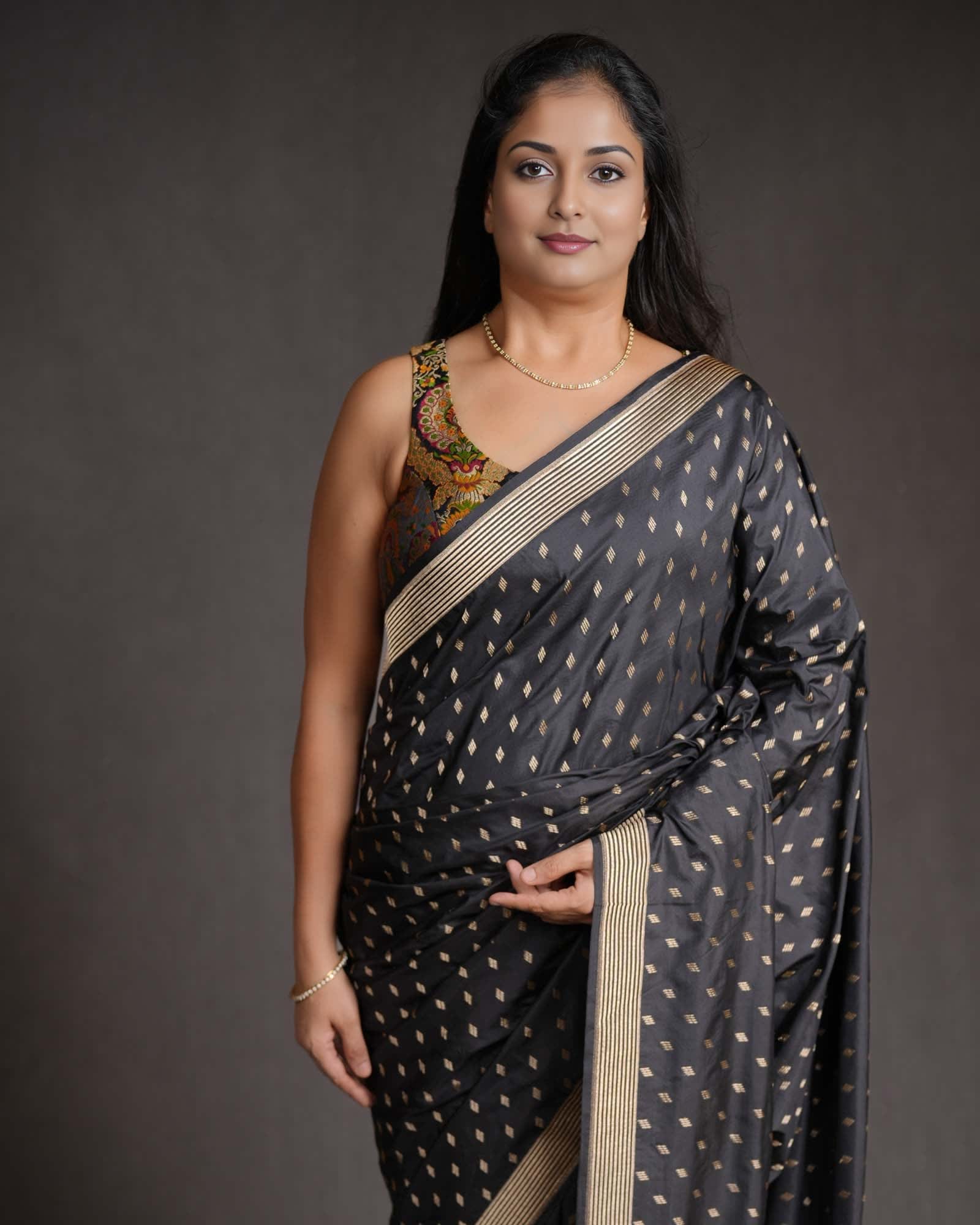 Black Banarasi Gold Zari Contemporary Cutwork Brocade Handwoven Katan Silk Saree with Brocade Blouse-HolyWeaves