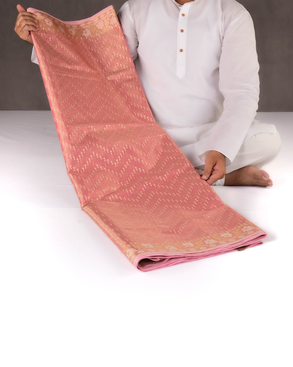 Metallic Pink Banarasi Gold Zari Ornament Chevron Cutwork Brocade Woven Art Cotton Tissue Saree-HolyWeaves