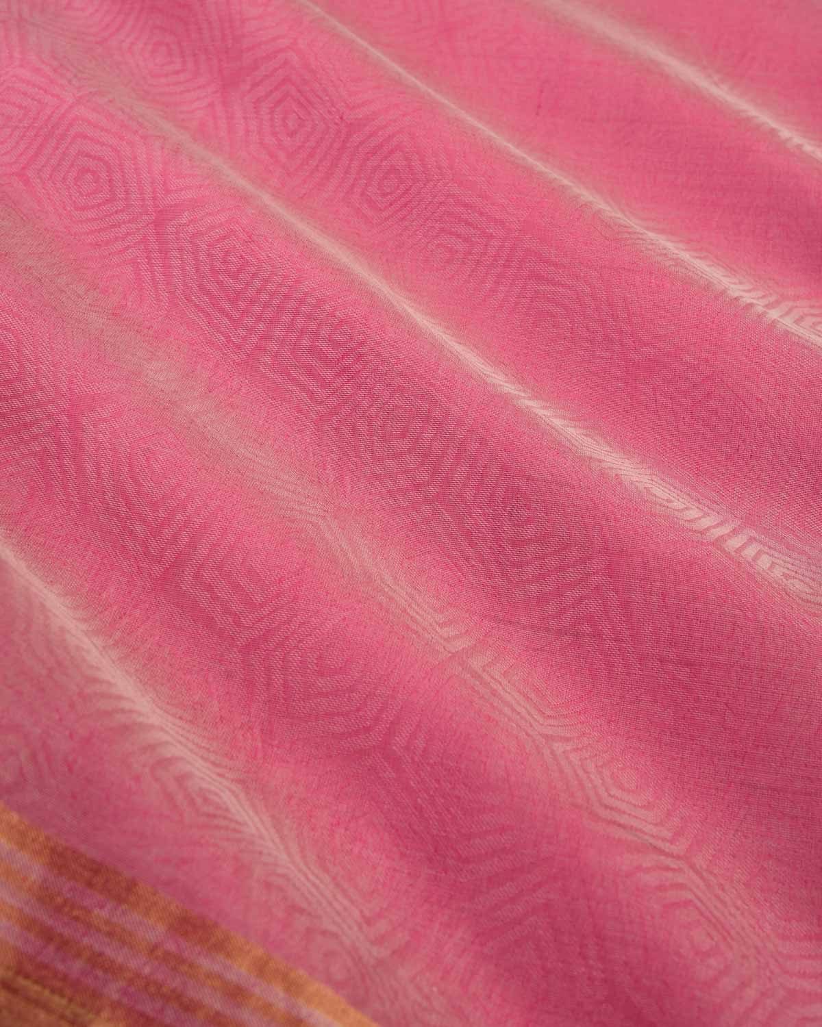 Magenta Watermark Illusion Tanchoi Banarasi Kora Silk Saree with Zari Border Pallu-HolyWeaves