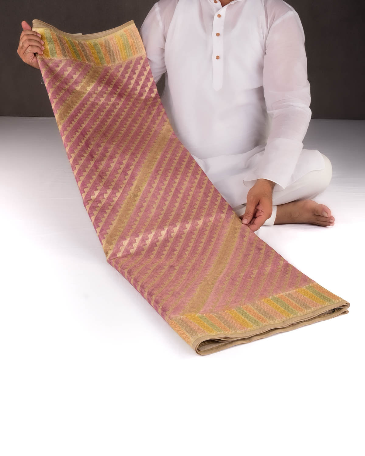 Handbrush Mauve Banarasi Gold Zari Serrated Diagonal Stripes Cutwork Brocade Woven Cotton Tissue Saree-HolyWeaves