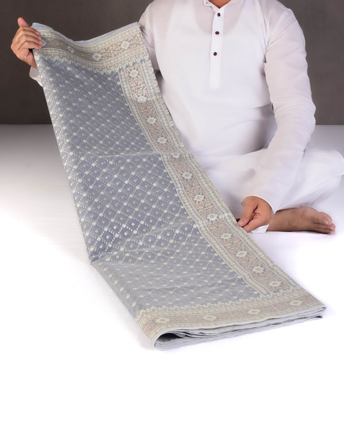 Gray Gold Zari & Resham Jangla Cutwork Brocade Woven Art Cotton Silk Banarasi Saree-HolyWeaves