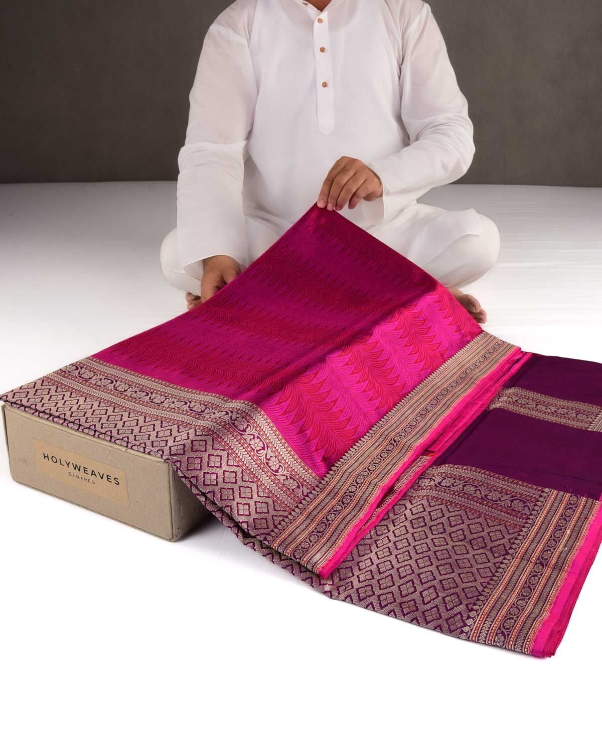 Magenta Jamawar Brocade Handwoven Katan Silk Banarasi Saree-HolyWeaves