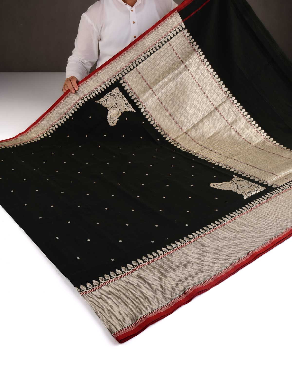 Black Krishnambari Gold & Silver Zari Buti Kadhuan Brocade Handwoven Cotton Banarasi Saree with Koniya Buta-HolyWeaves