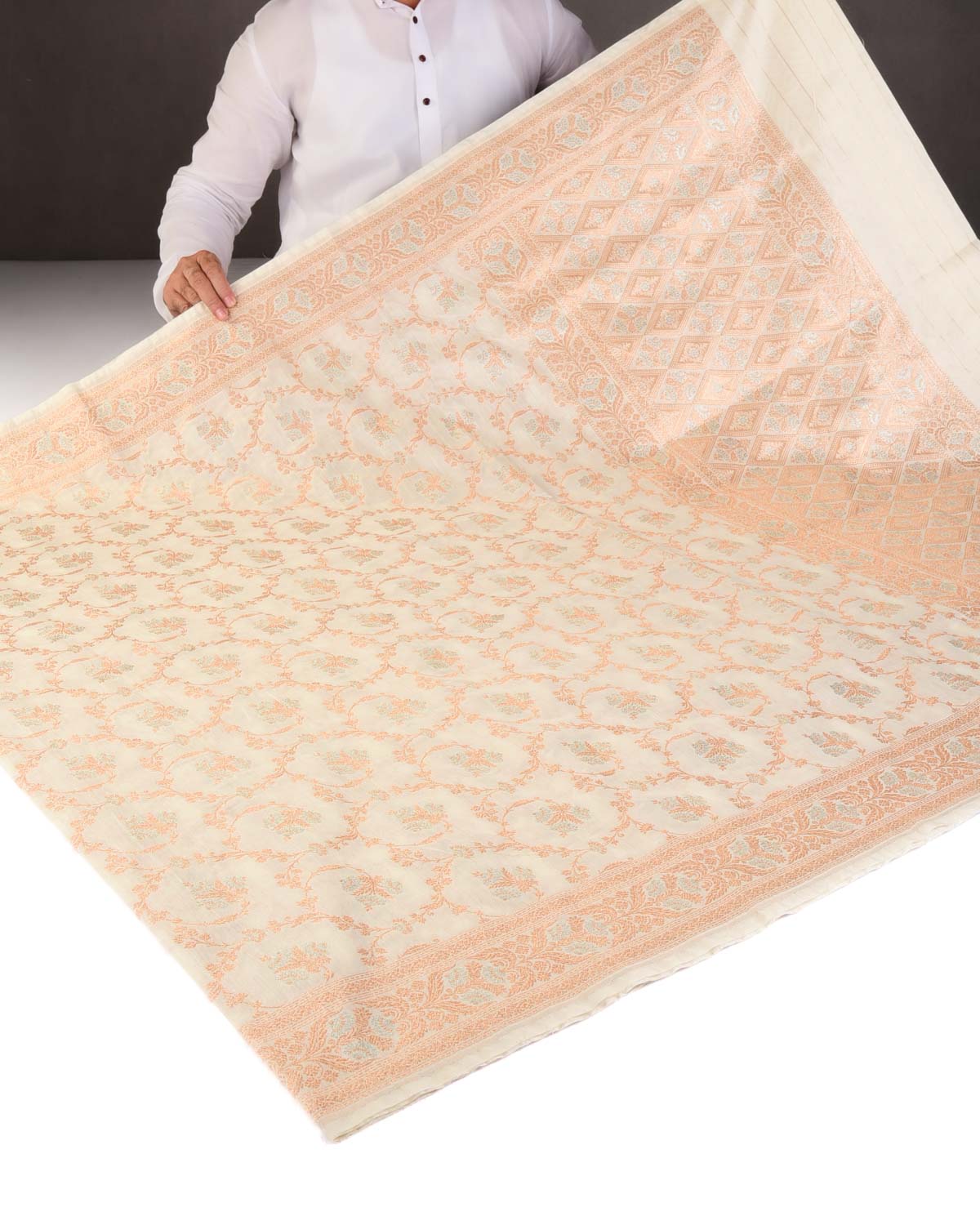 Ivory White Gold & Silver Zari Jaal Cutwork Brocade Woven Spun Silk Banarasi Saree-HolyWeaves