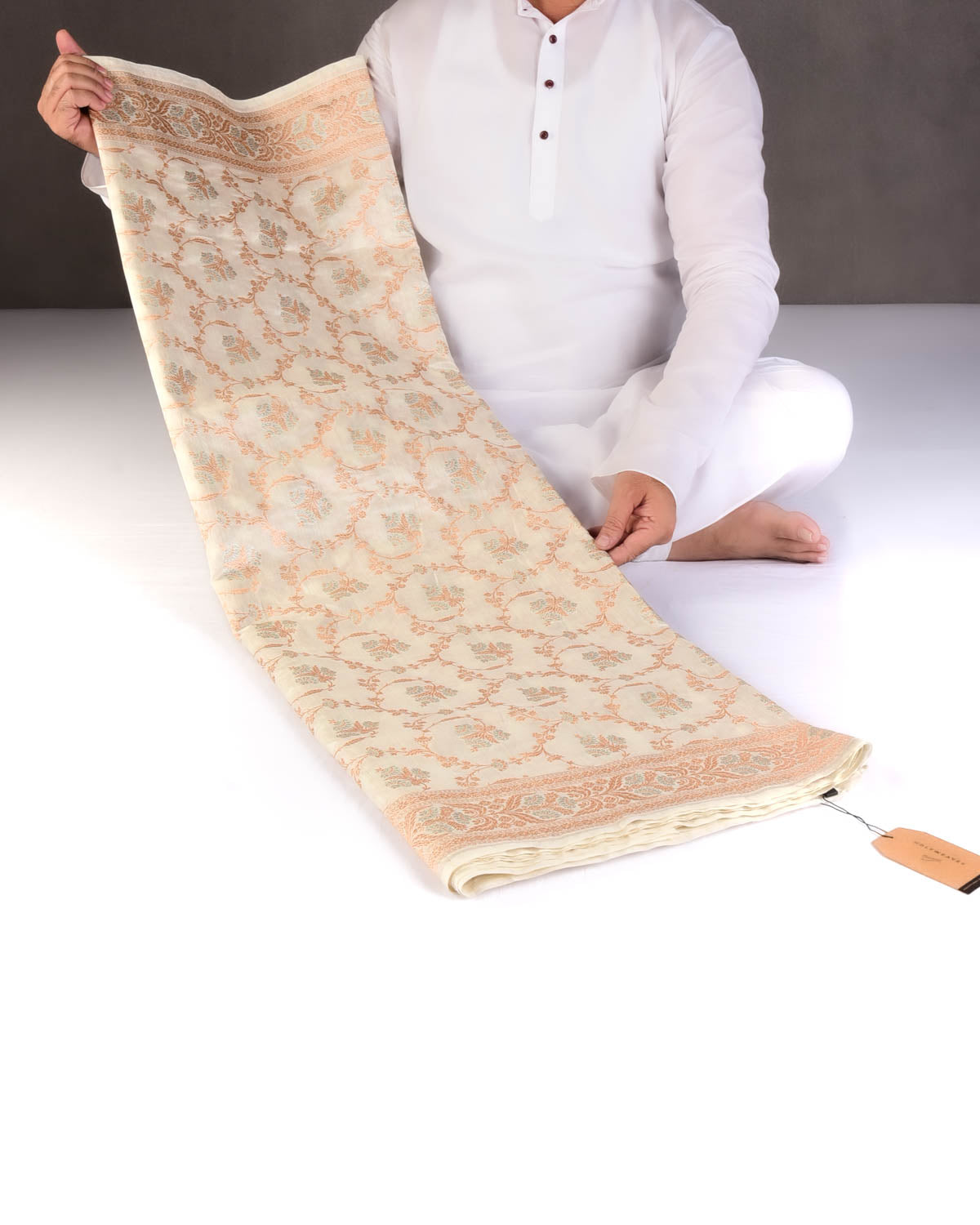 Ivory White Gold & Silver Zari Jaal Cutwork Brocade Woven Spun Silk Banarasi Saree-HolyWeaves