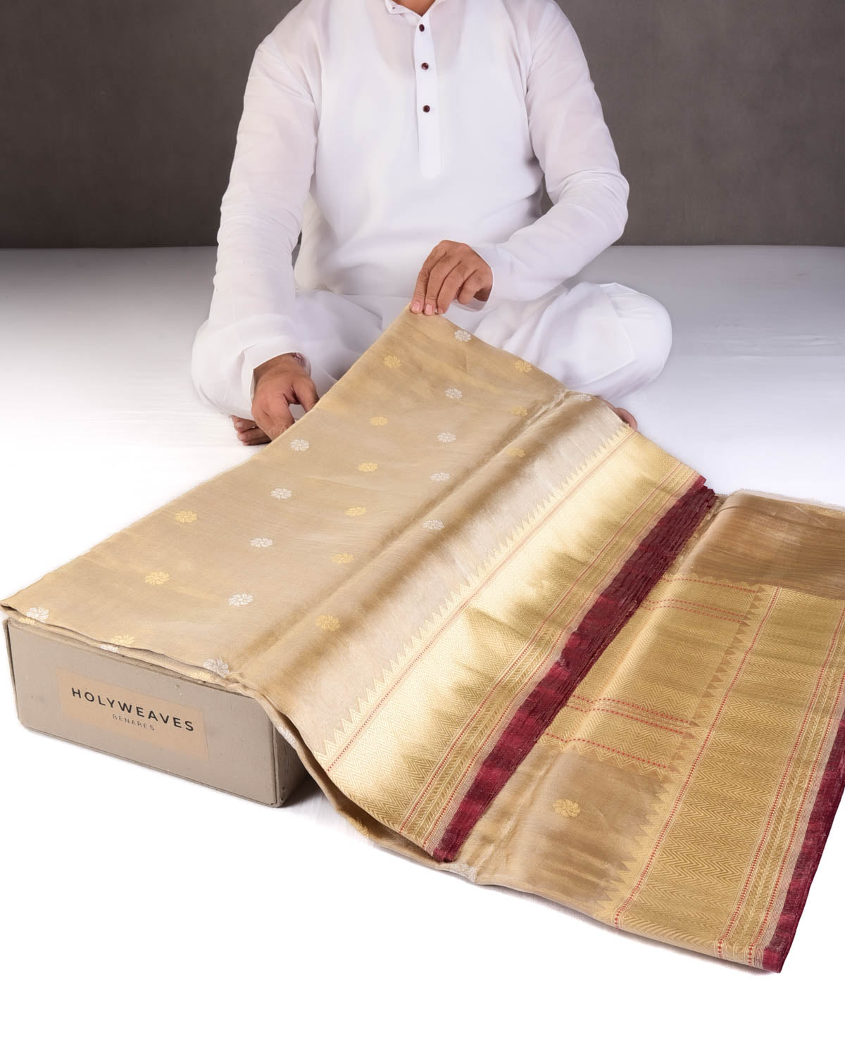 Metallic Gold Gold & Silver Zari Buti Kadhuan Brocade Handwoven Tissue Banarasi Saree-HolyWeaves