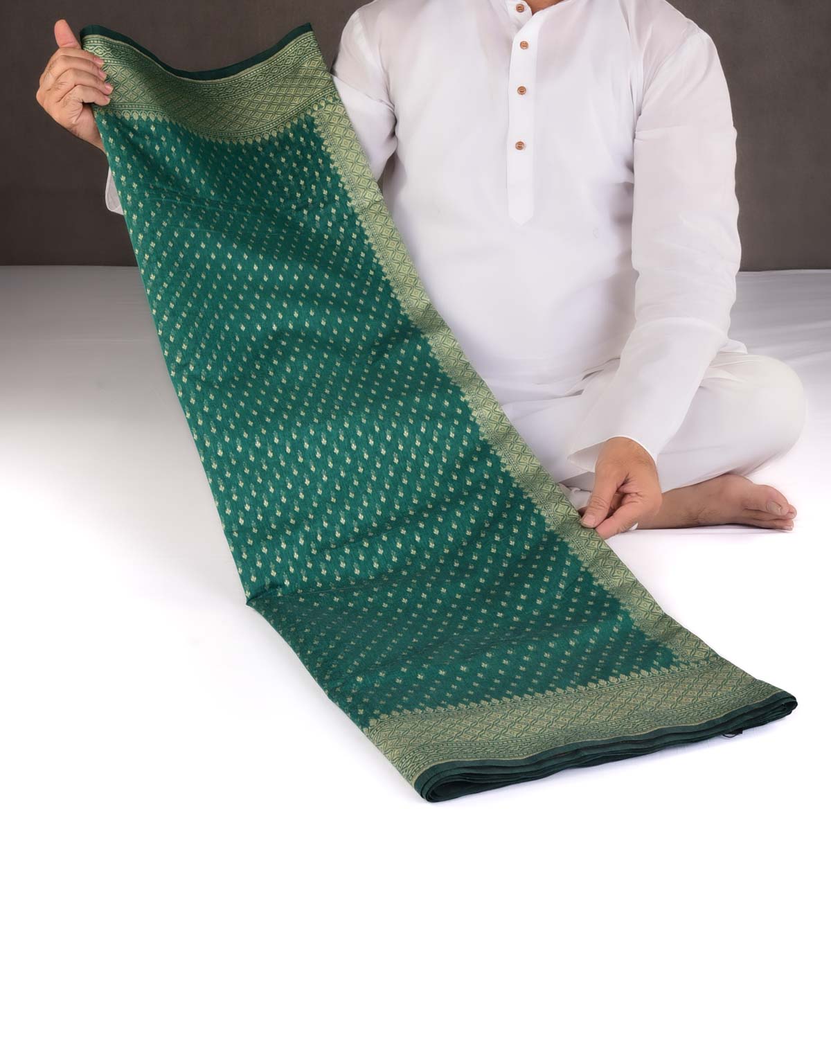 Bottle Green Gold Zari Leaf Buti Cutwork Brocade Woven Art Cotton Silk Banarasi Saree-HolyWeaves