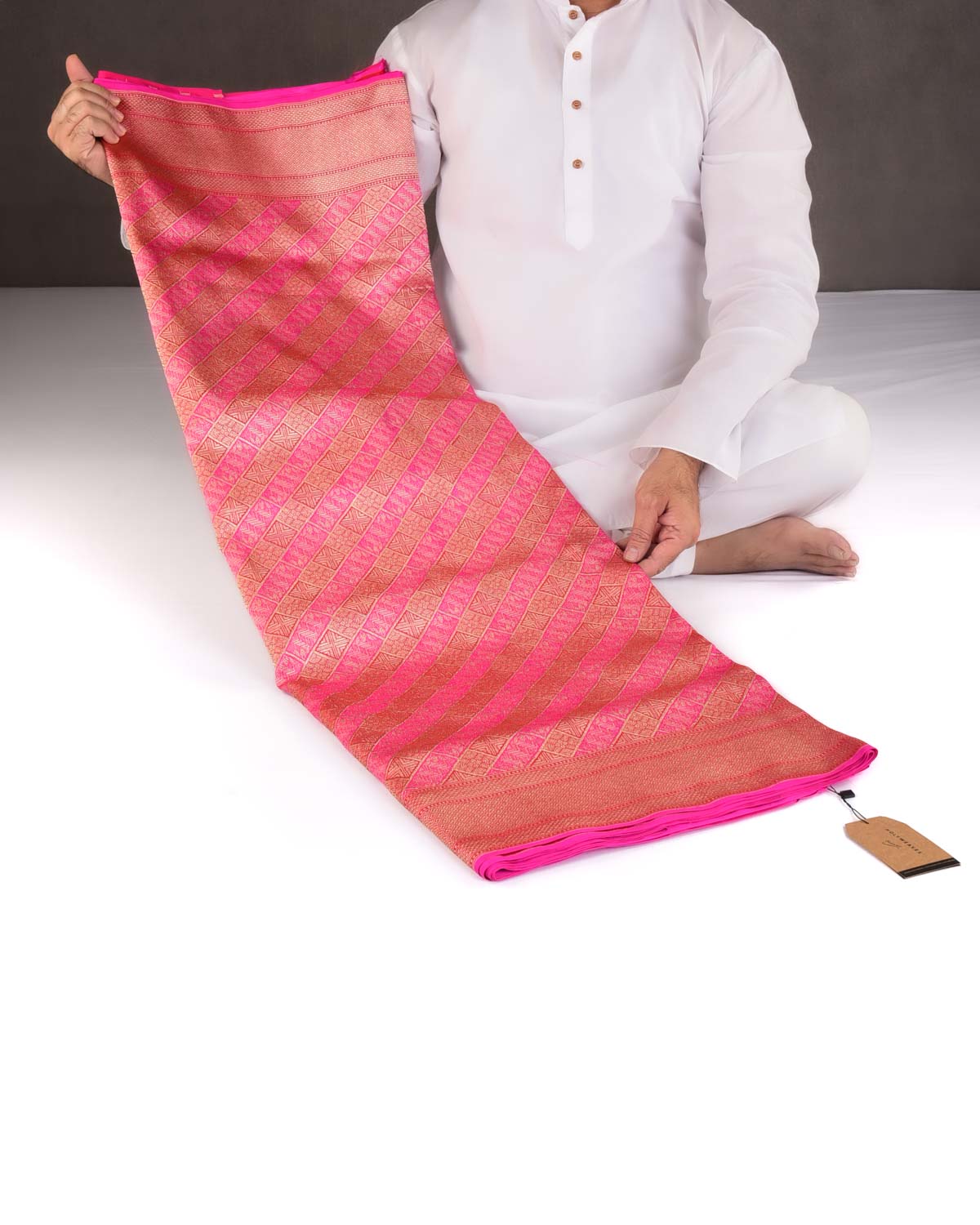 Pink-Red Gold Zari Diagonal Chequered Brocade Handwoven Katan Silk Banarasi Saree-HolyWeaves