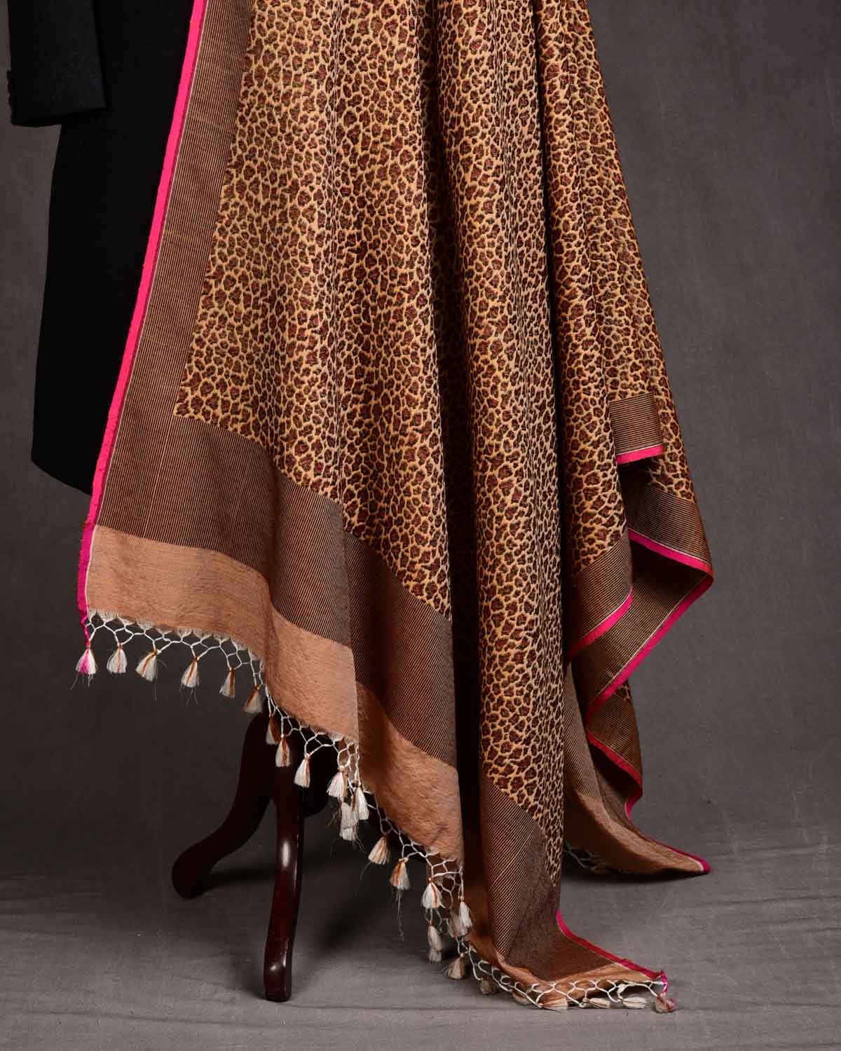 Mustard Yellow Banarasi Leopard Stripes Brocade Handwoven Silk-wool Unisex Shawl-HolyWeaves