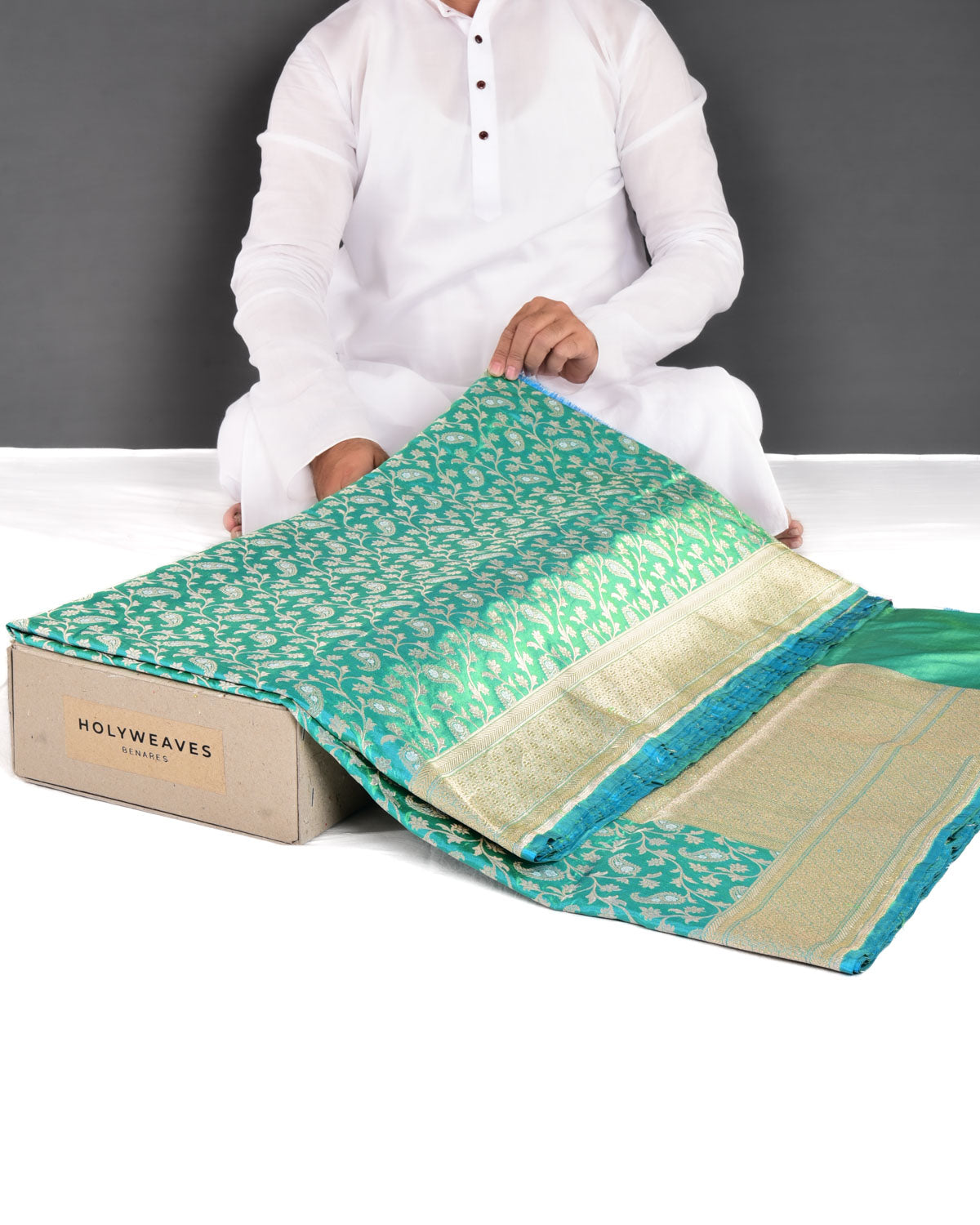 Shot Blue-Green Banarasi Alfi Sona Rupa Paisley Jaal Cutwork Brocade Handwoven Katan Silk Saree - By HolyWeaves, Benares